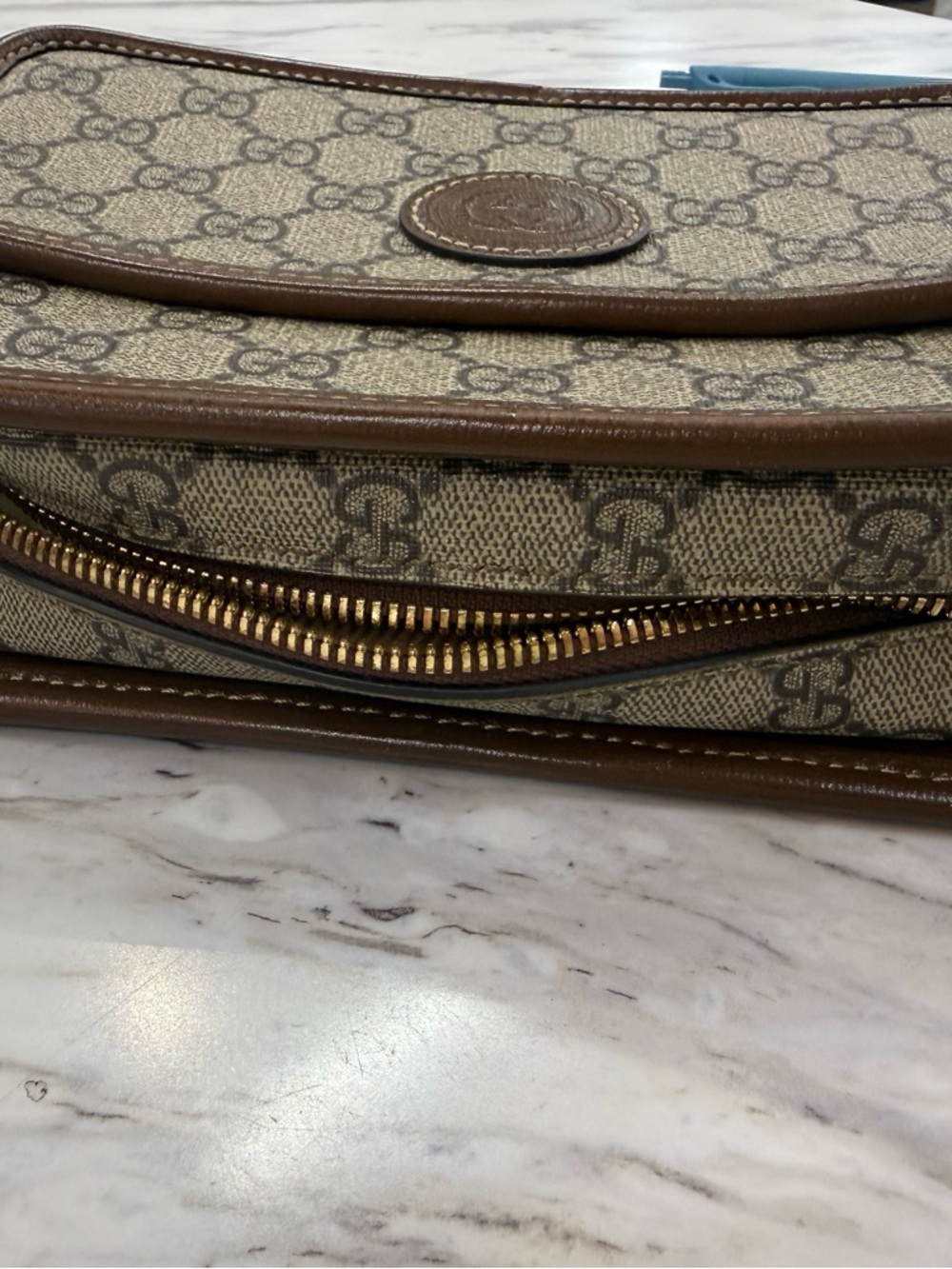 Gucci Beige GG Canvas and Brown Leather Men’s Toiletry Bag - Picture 5 of 16